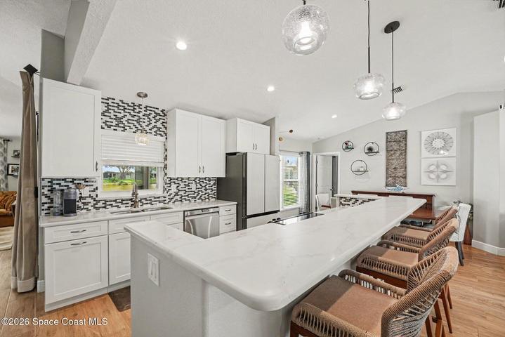 681 Sheridan Woods Drive, Melbourne, FL, 32904 photo 5