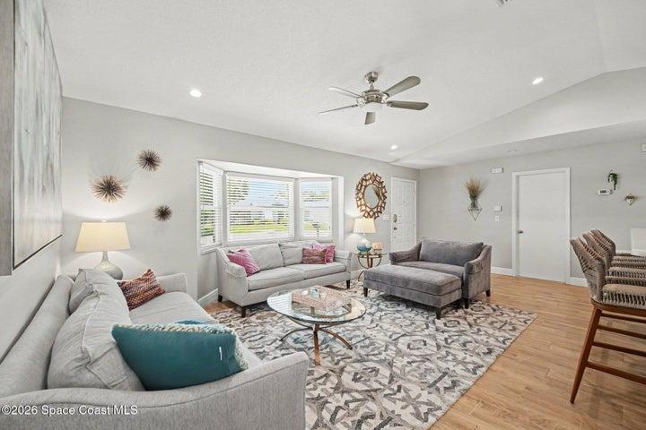 681 Sheridan Woods Drive, Melbourne, FL, 32904 photo 4