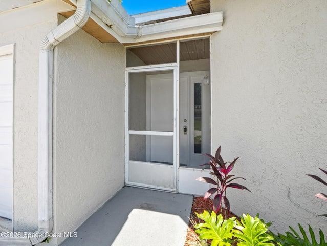 648 Munich Street NW, Palm Bay, FL, 32907 photo 3
