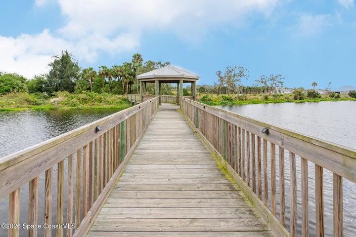 Community dock feature