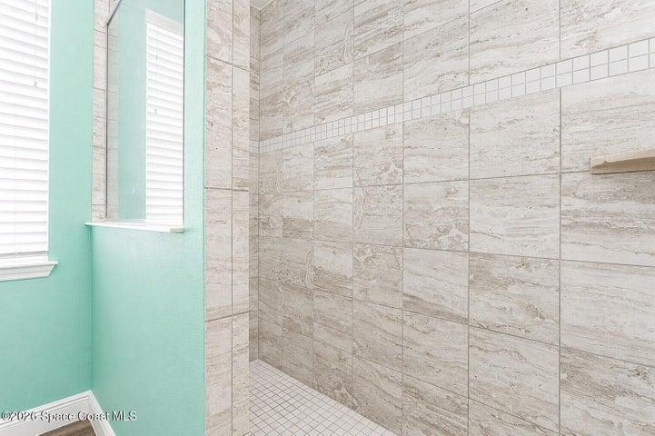 Primary shower