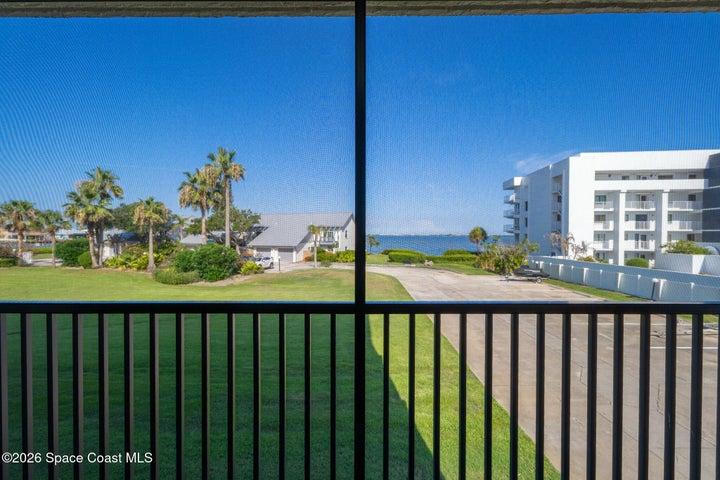 Screened-in Balcony