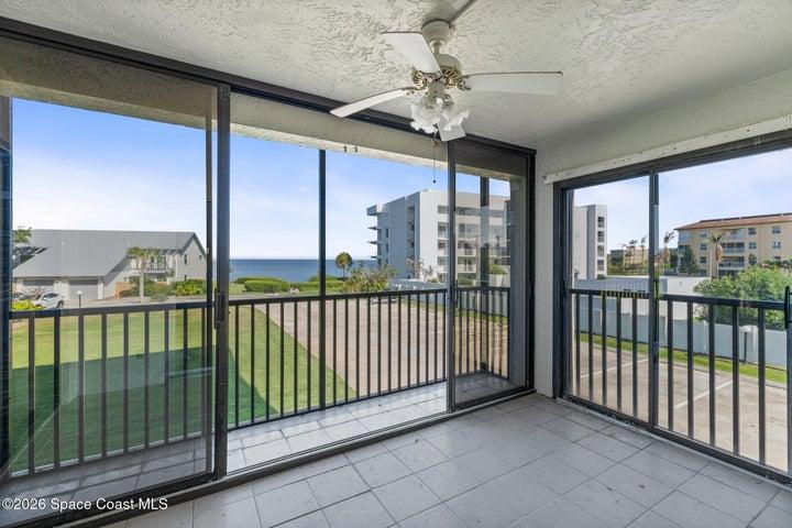 Screened-in Balcony
