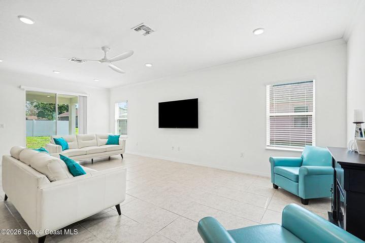 1030 Grapefruit Road SE, Palm Bay, FL, 32909 photo 4