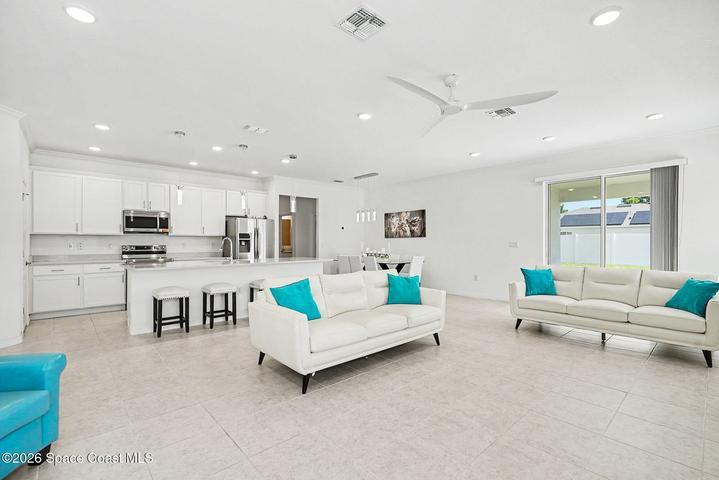 1030 Grapefruit Road SE, Palm Bay, FL, 32909 photo 2