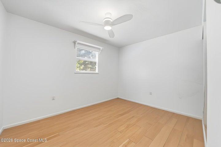 12'8" x 12'3" room