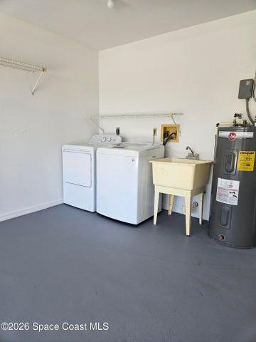 laundry in garage