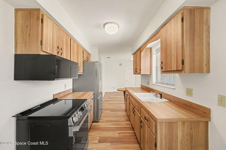 952 Bayberry Lane, Rockledge, FL, 32955 photo 8