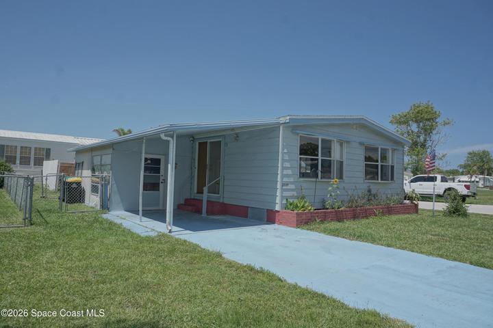 2339 Royal Palm Drive NE, Palm Bay, FL, 32905 photo 3
