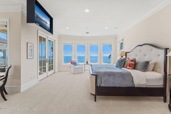 Bedroom 2 - What a View