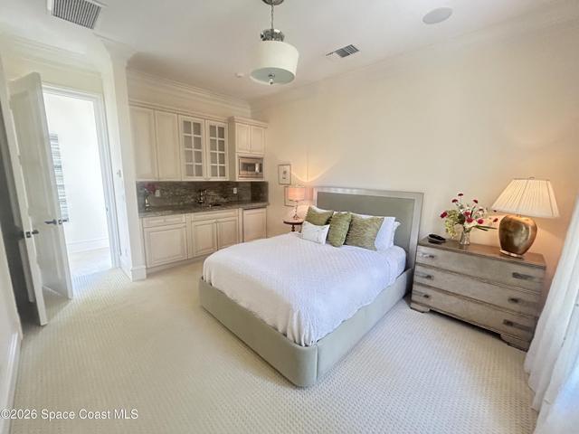 Bedroom 1 - Guest Suite