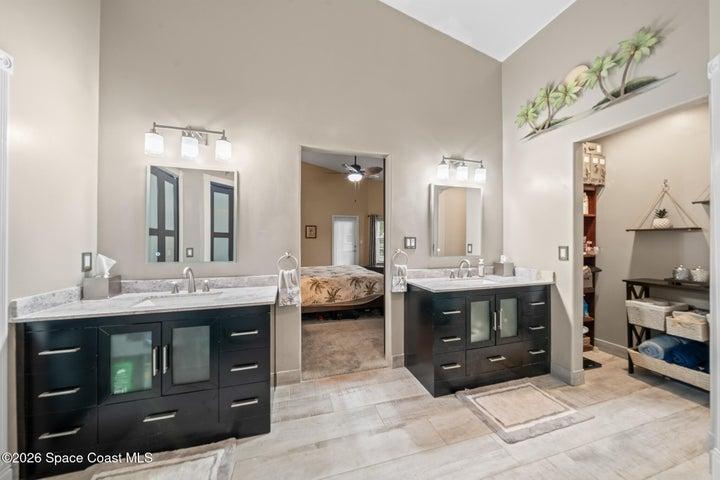 950 Somerset Lane, Melbourne, FL, 32940 photo 19