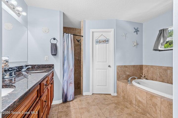 4148 Gardenwood Circle, Grant, FL, 32949 photo 25