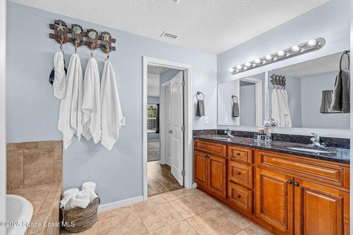 4148 Gardenwood Circle, Grant, FL, 32949 photo 27