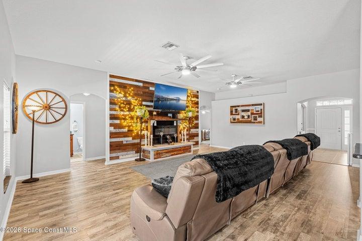 4148 Gardenwood Circle, Grant, FL, 32949 photo 21