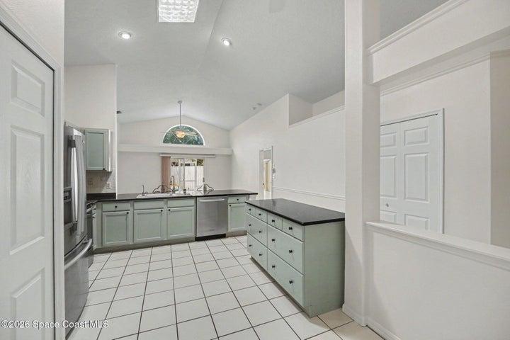 2479 Coral Ridge Circle, Melbourne, FL, 32935 photo 16