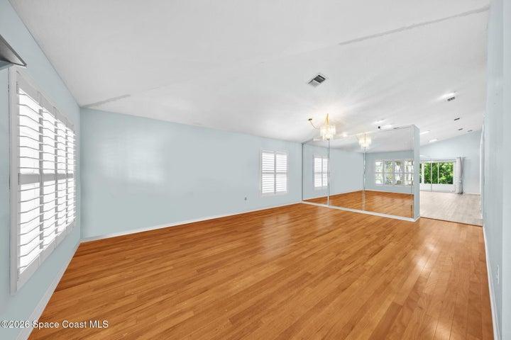 Virtually destaged — furniture digitally removed for viewing purposes
