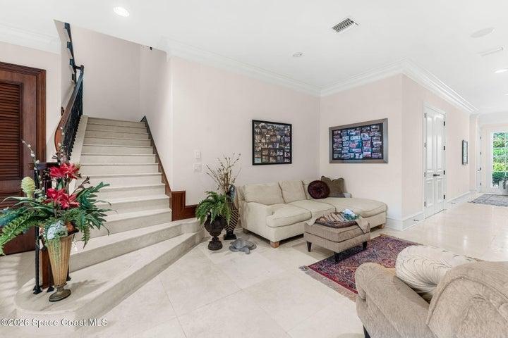 Lower Level Sitting Area