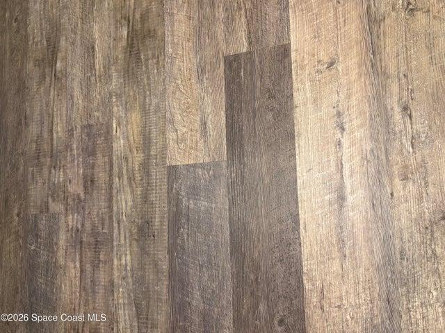 Laundry floor - vinyl plank