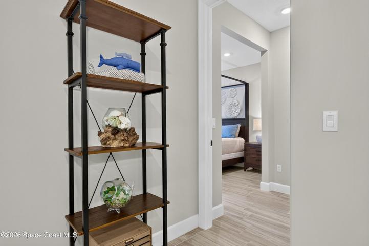SPLIT FLOOR PLAN - ENTRY TO BEDROOM SUITE