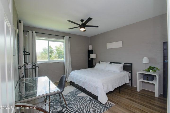 Second bedroom