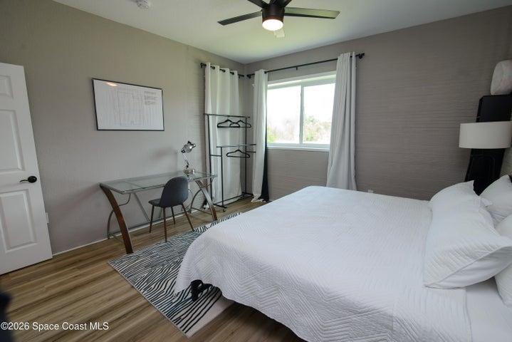 Second bedroom
