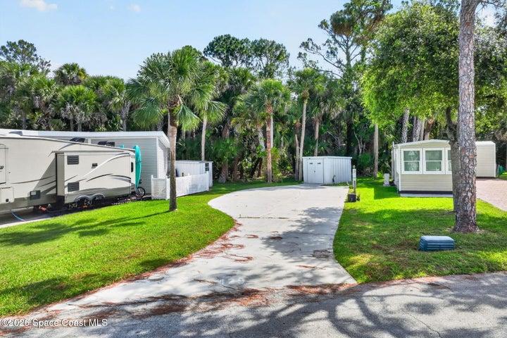 429 Oak Cove, Titusville