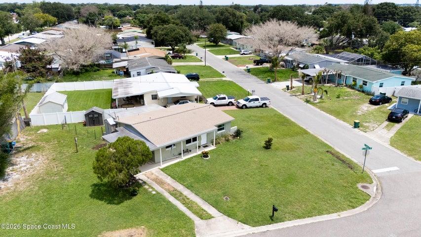 2410 Saint Swithin Lane, Melbourne, FL, 32935 photo 2
