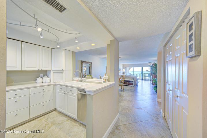 1305 S Atlantic Avenue 540, Cocoa Beach, FL, 32931 photo 5