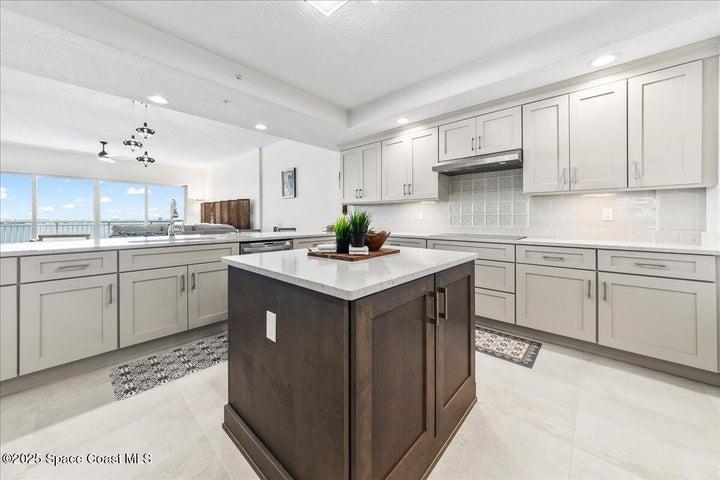 1465 S Harbor City Boulevard 902, Melbourne, FL, 32901 photo 8