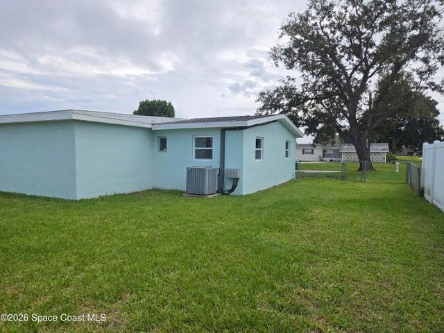 1796 Pontiac Circle N, Melbourne, FL, 32935 photo 5