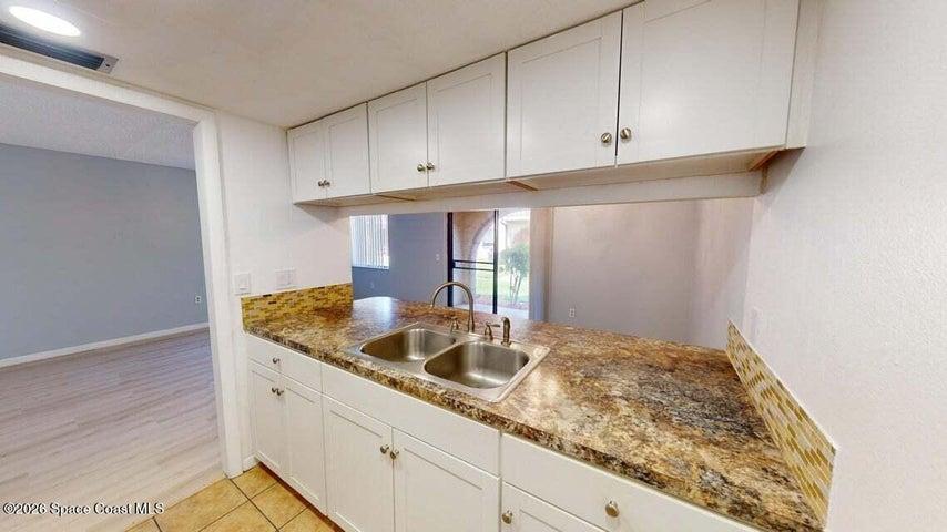 126 San Paulo Circle 1-126, West Melbourne, FL, 32904 photo 5