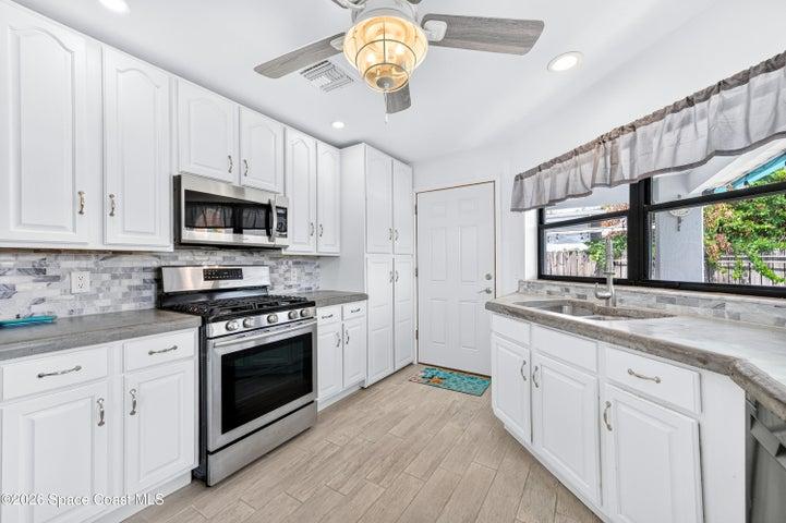 237 NE 1st Street, Satellite Beach, FL, 32937 photo 17