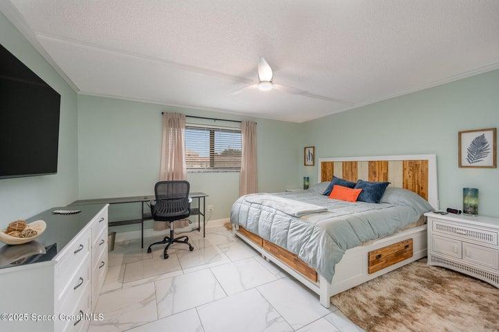 7101 Ridgewood Avenue 102, Cape Canaveral, FL, 32920 photo 9
