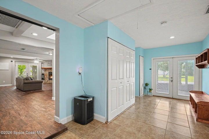 Mud Room off entry