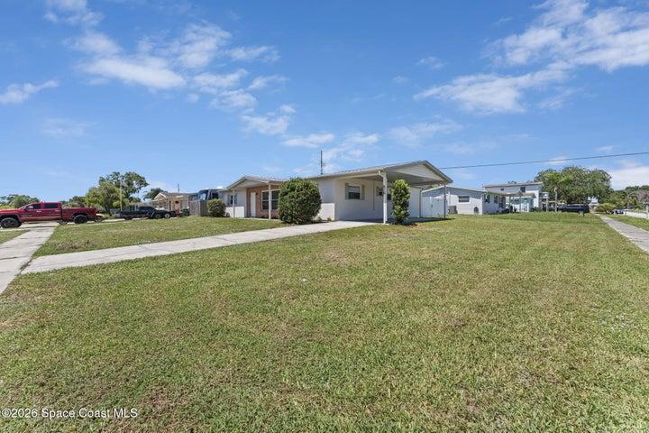 676 Ixora Drive, Melbourne, FL, 32935 photo 4