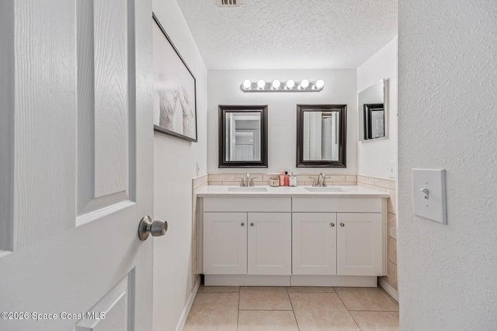 2715 Vista Oaks Circle NE, Palm Bay, FL, 32905 photo 20
