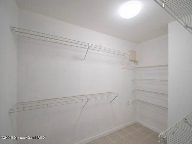 MAIN BEDROOM CLOSET