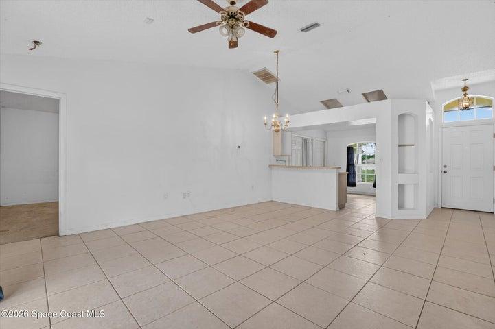 1091 Ray Road SE, Palm Bay, FL, 32909 photo 4