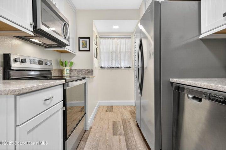 383 N Atlantic Avenue 105, Cocoa Beach, FL, 32931 photo 11