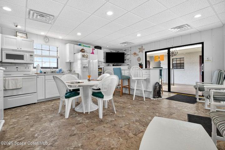 383 N Atlantic Avenue 105, Cocoa Beach, FL, 32931 photo 38