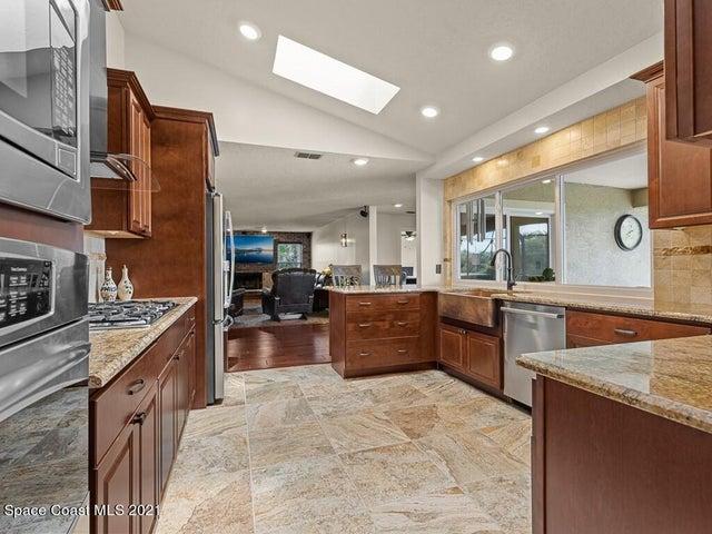 820 Kerry Downs Circle, Melbourne, FL, 32940 photo 7