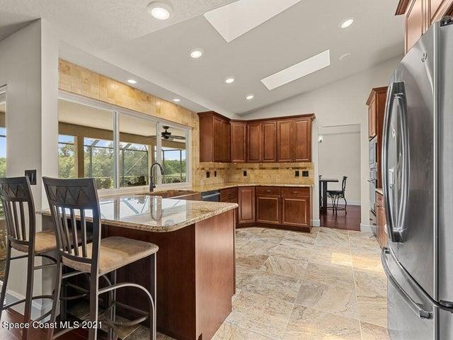 820 Kerry Downs Circle, Melbourne, FL, 32940 photo 8