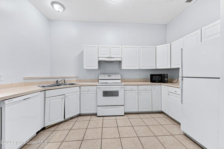 3472 Horse Creek Circle, Melbourne, FL, 32935 photo 12