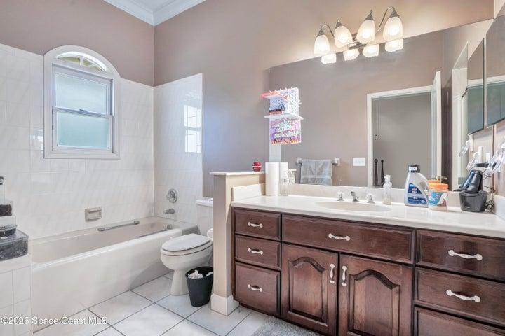 Guest Bath #1
