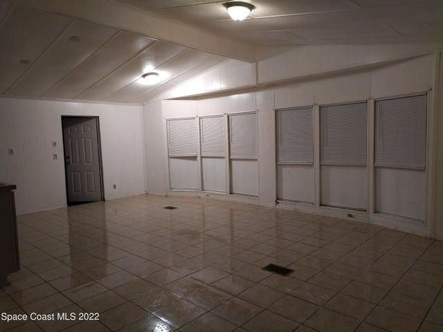 3482 Brockett Road, Mims, FL, 32754 photo 3