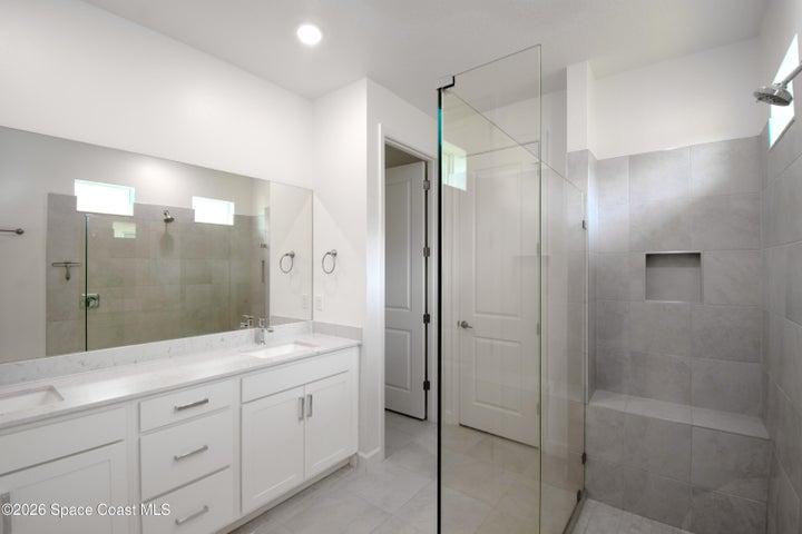560 Veridian Circle NW, Palm Bay, FL, 32907 photo 31