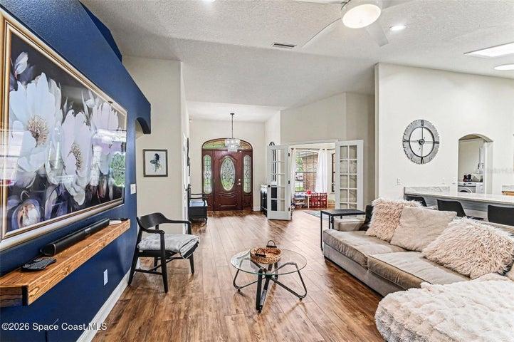 6040 Spruce Point Circle, Port Orange, FL, 32128 photo 2
