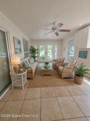 Florida room AI staging