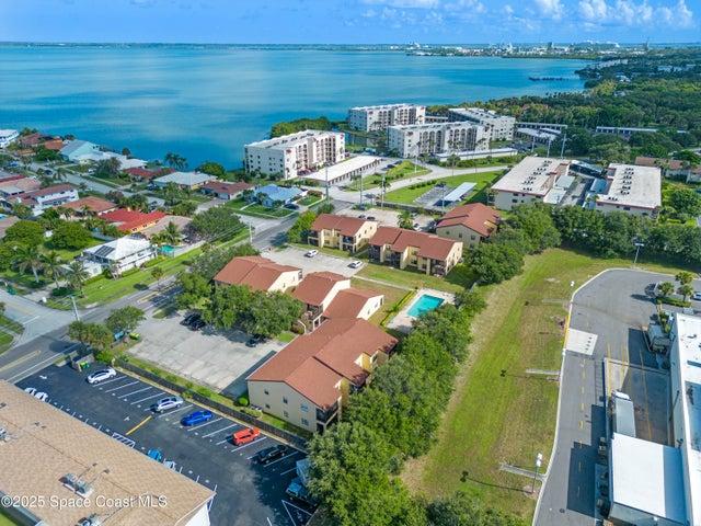 Close proximity to Banana river